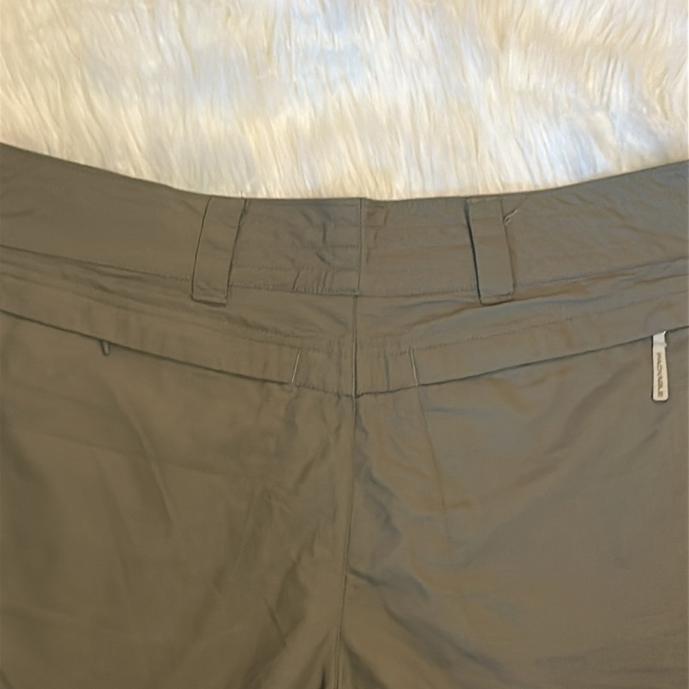 NWT Columbia Women's Shorts - Picture 4 of 9